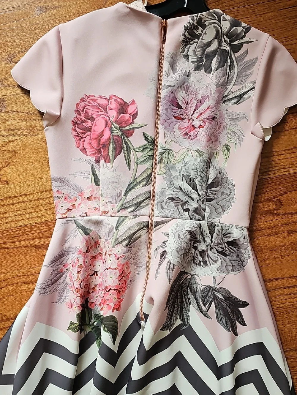 Ted Baker London Pink Floral Midi Dress with Gray Chevron Trim - Picture 3 of 3